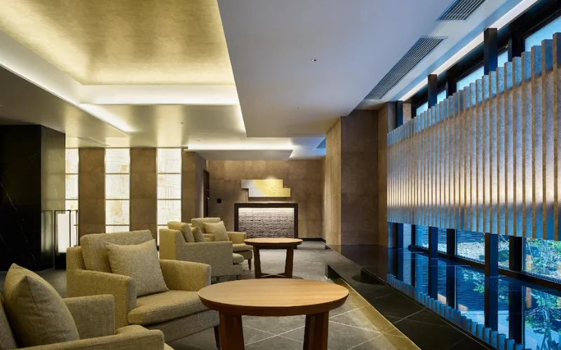 Mitsui Garden Hotel Lobby